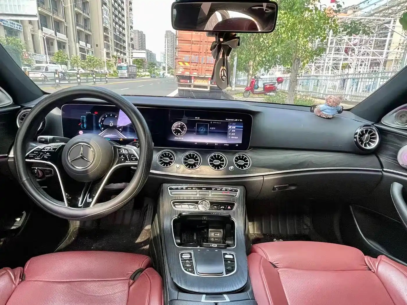 Mercedes-Benz E-Class 2017 E 200 Sport фото 6