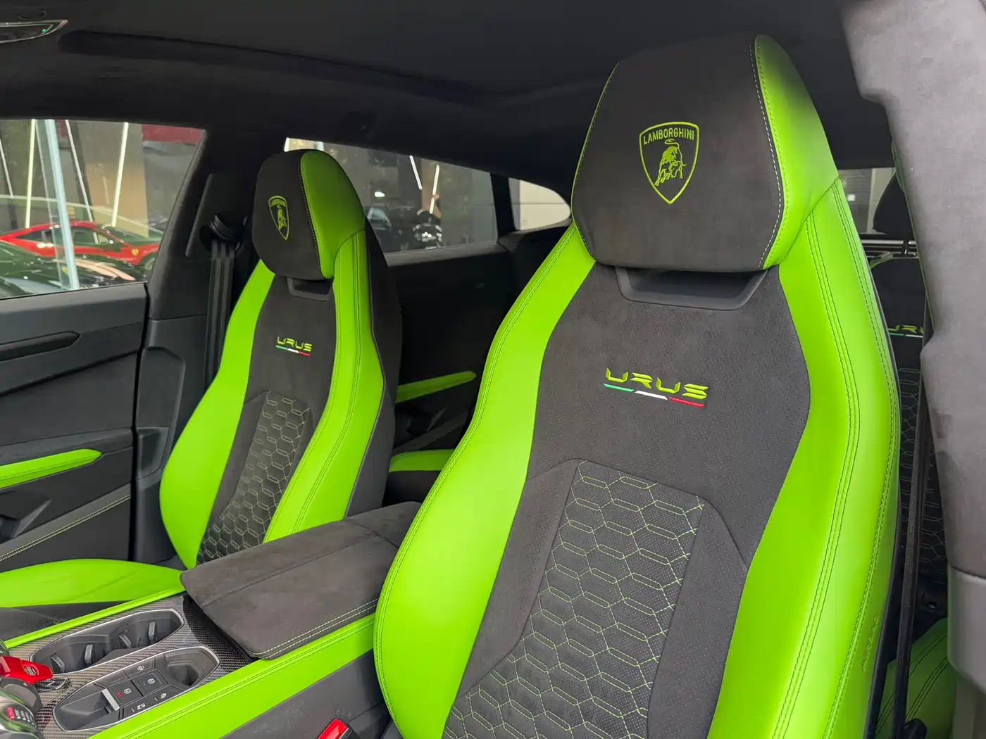 Lamborghini Urus 2021 4.0T V8 фото 9