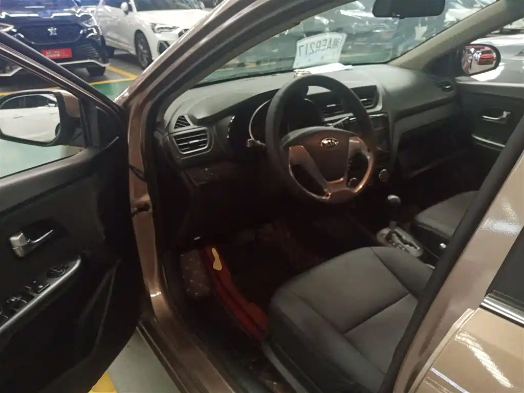 Kia K2 2015 Sedan 1.4L AT GLS фото 16