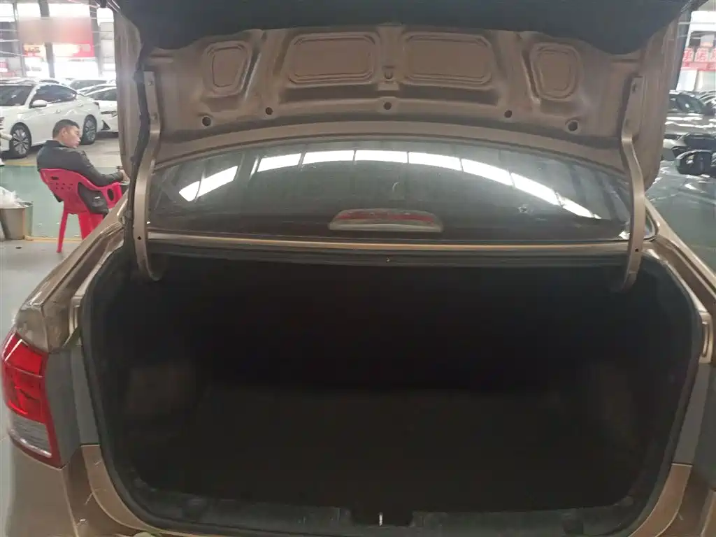 Kia K2 2015 Sedan 1.4L AT GLS фото 19