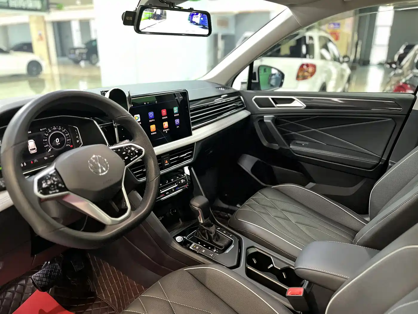 VOLKSWAGEN TIGUAN L NEW ENERGY