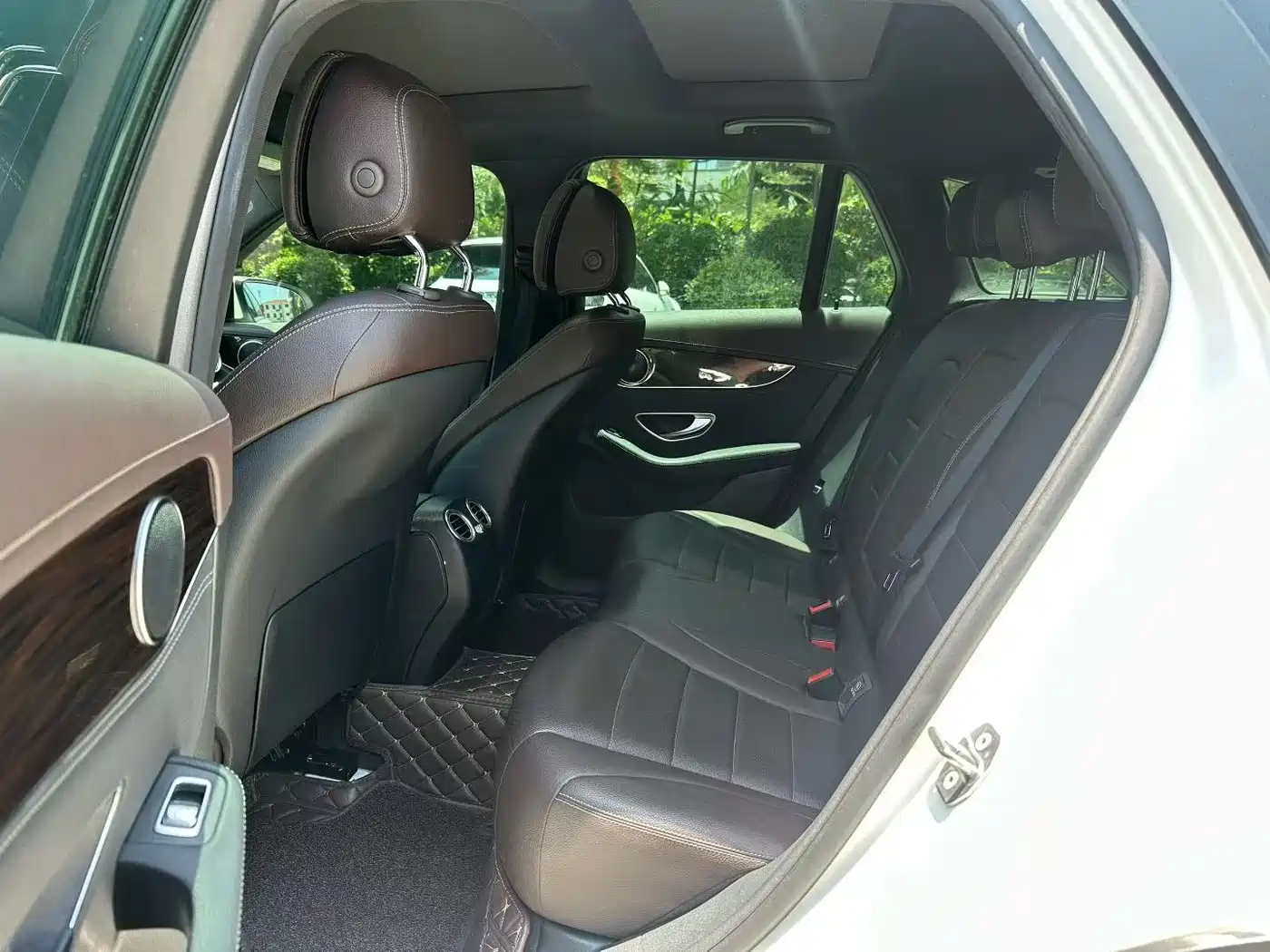 Mercedes-Benz GLC 2016 GLC 260 4MATIC Dynamic фото 5