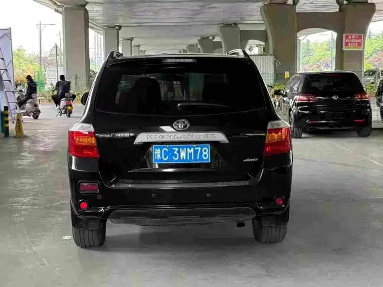 Toyota Highlander 2012 3.5L 4WD 7-Seater Elite Edition фото 6