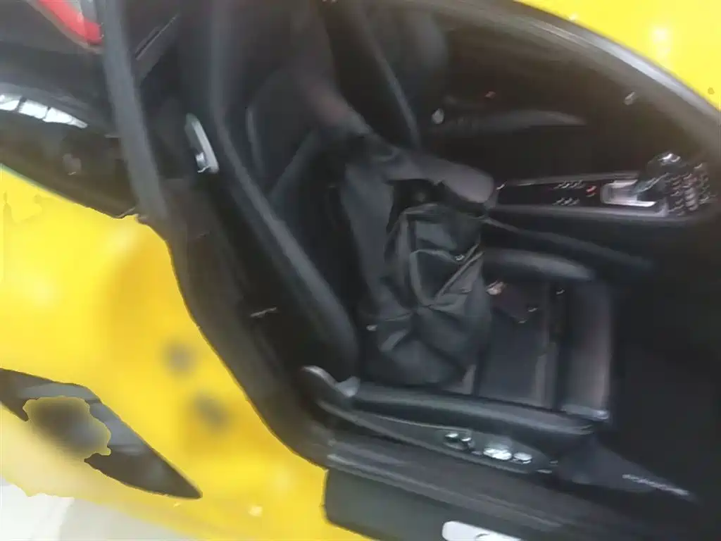 Porsche 718 2018 Cayman 2.0T фото 25