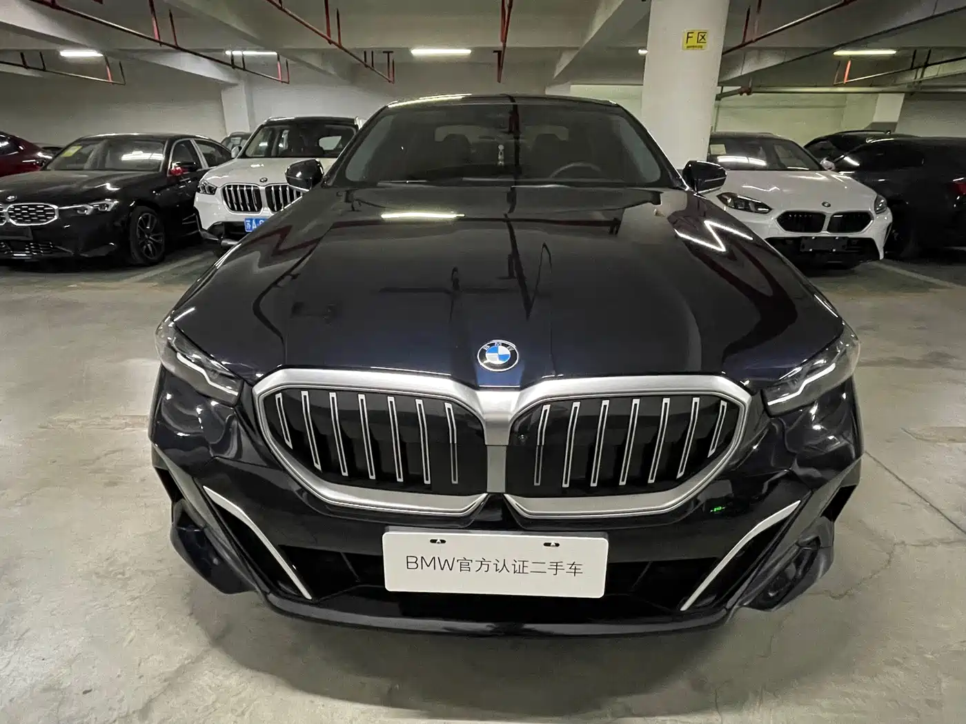 BMW 5 Series 2025 530Li Premium M Sport Package фото 2