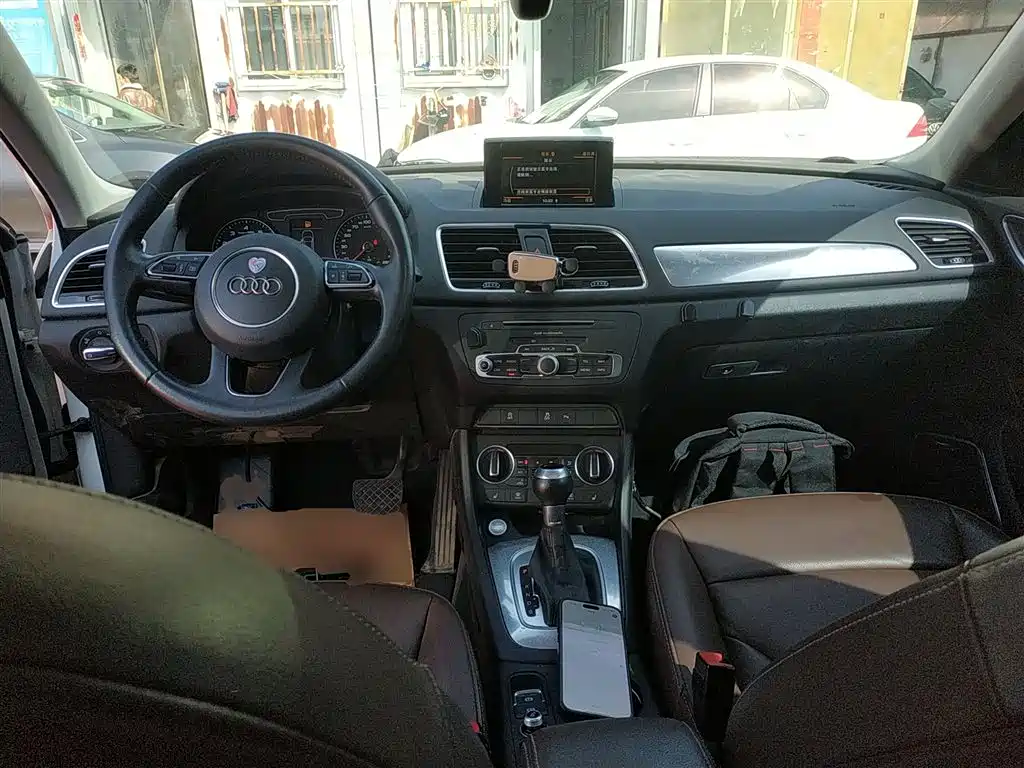 Audi Q3 2018 30th Anniversary Edition 30 TFSI Style фото 10