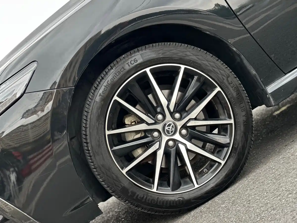 Toyota Camry 2021 Hybrid 2.5HS Fashion Edition фото 20