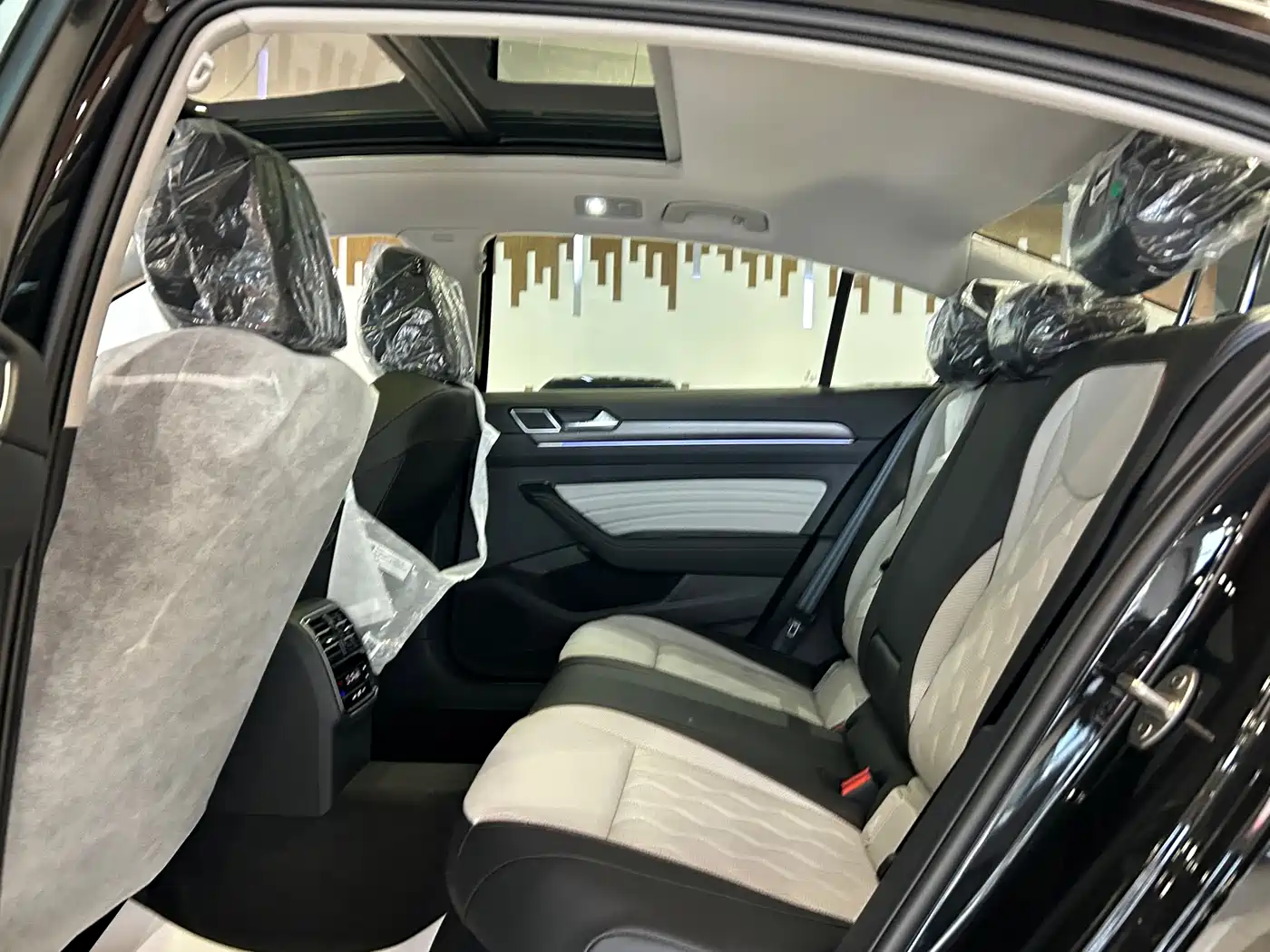 Volkswagen Magotan 2026 Model 30 Million Special Selection 380TSI DSG Luxury фото 23