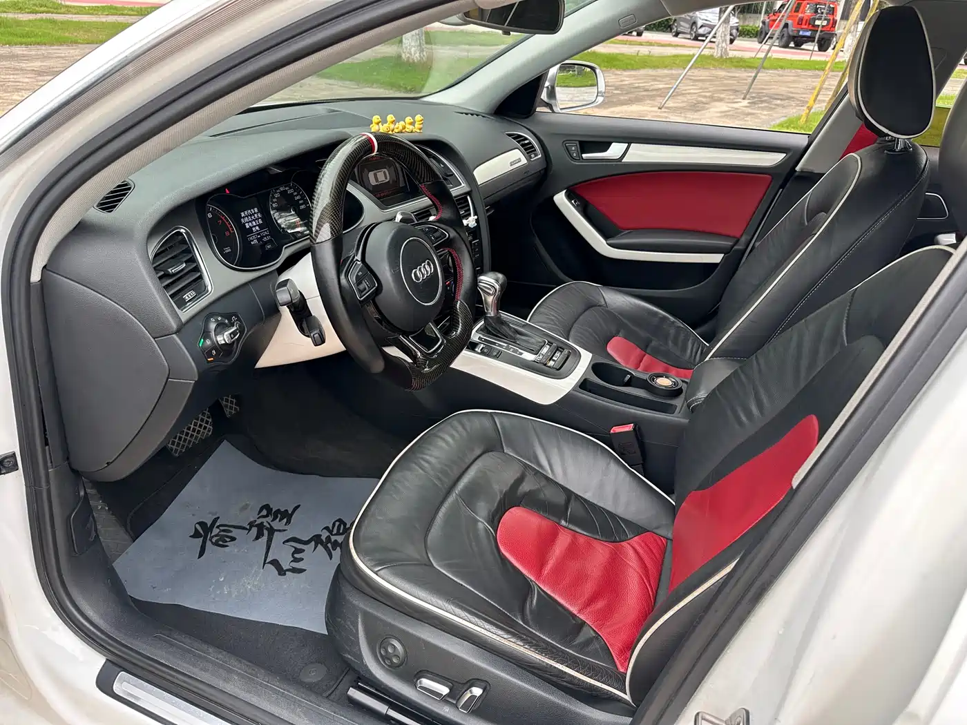 Audi A4L 2013 40 TFSI quattro Personality Sport фото 11