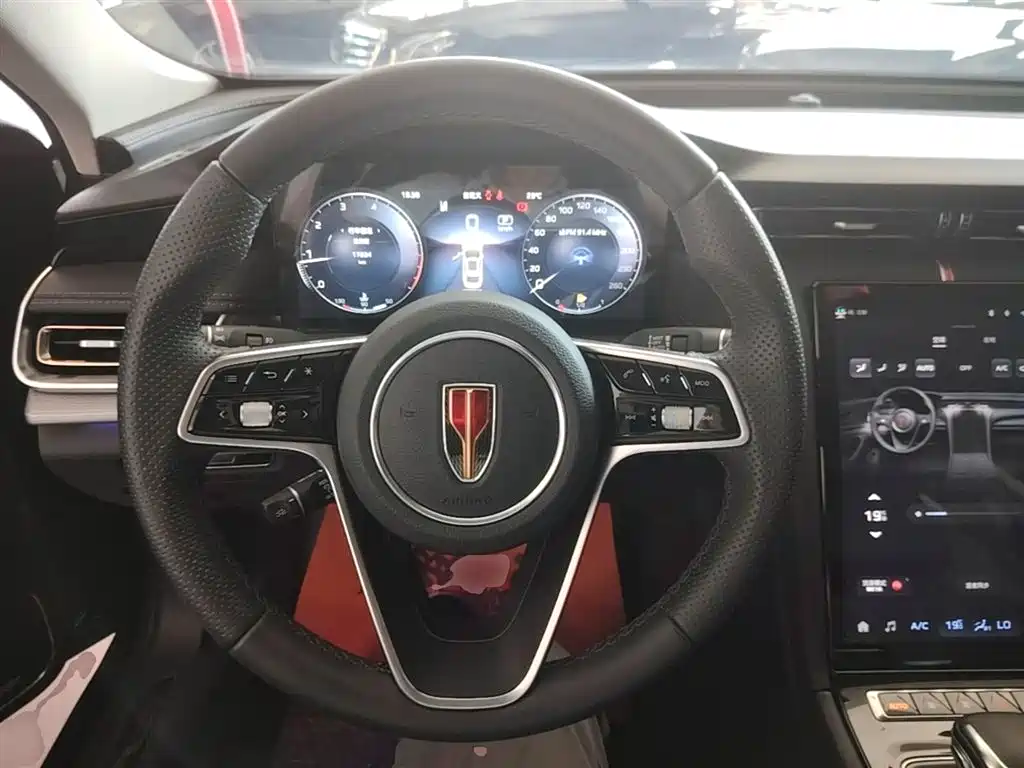 Hongqi H5 2024 2.0T Automatic Smart Connect Flag Smooth Edition фото 11