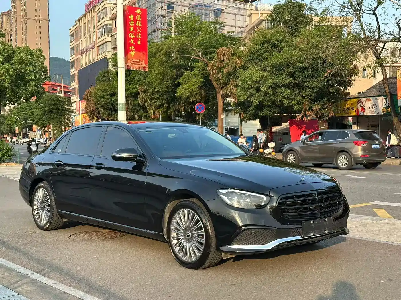 Mercedes-Benz E-Class 2023 Facelift E 300 L Luxury фото 3