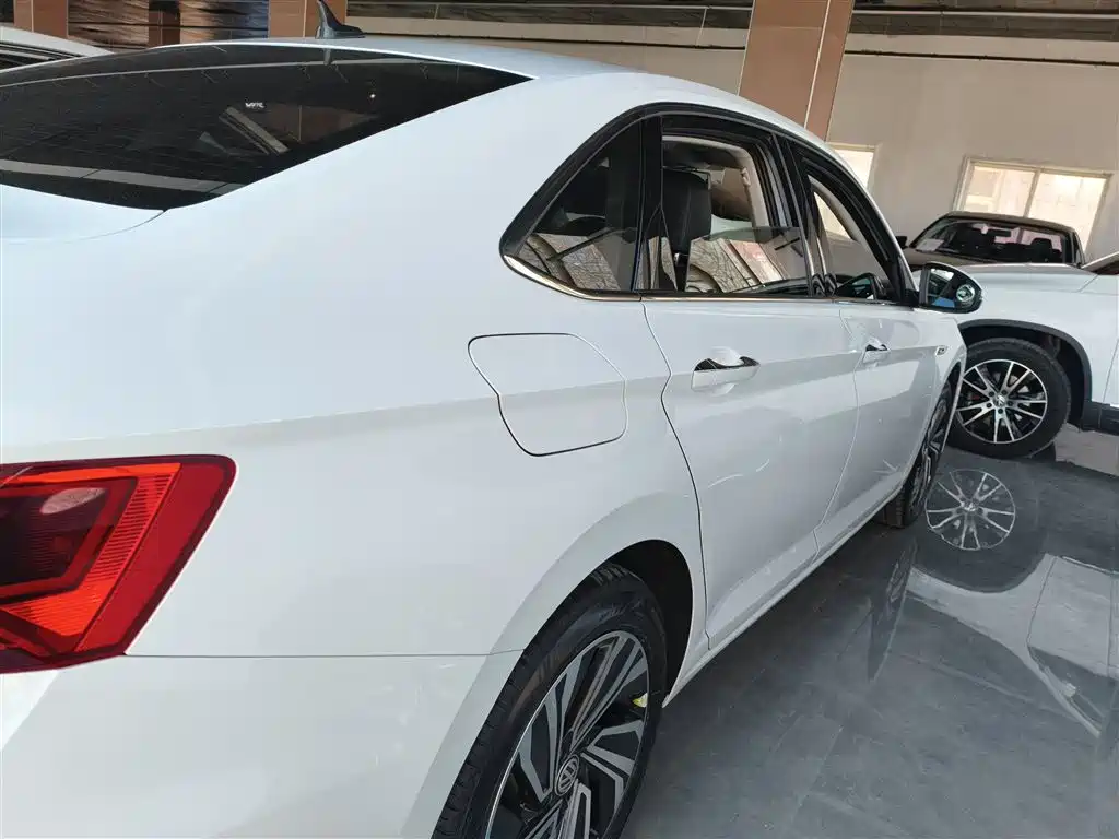 Volkswagen Sagitar 2022 280TSI DSG Soaring Edition фото 7