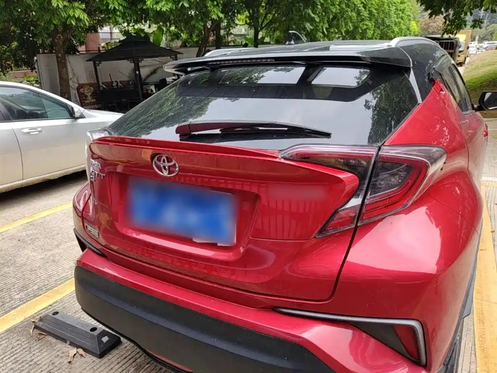 Toyota C-HR 2018 2.0L Luxury Sunroof Edition China VI фото 6