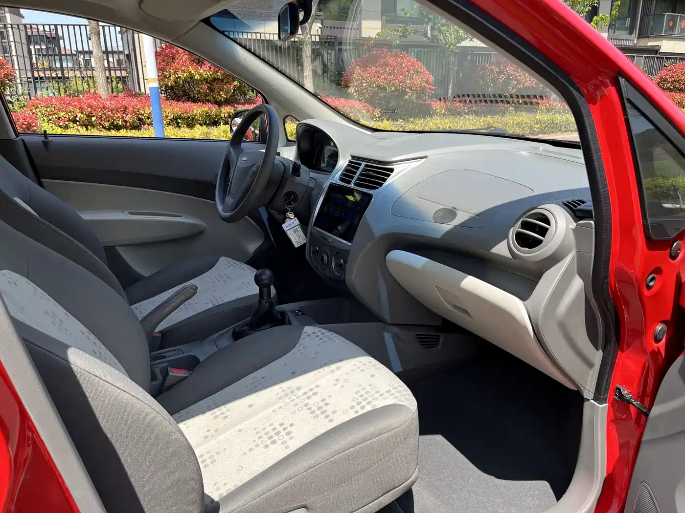 Chevrolet Sail 2013 Sedan 1.2L Manual Fashion Happiness Edition фото 23