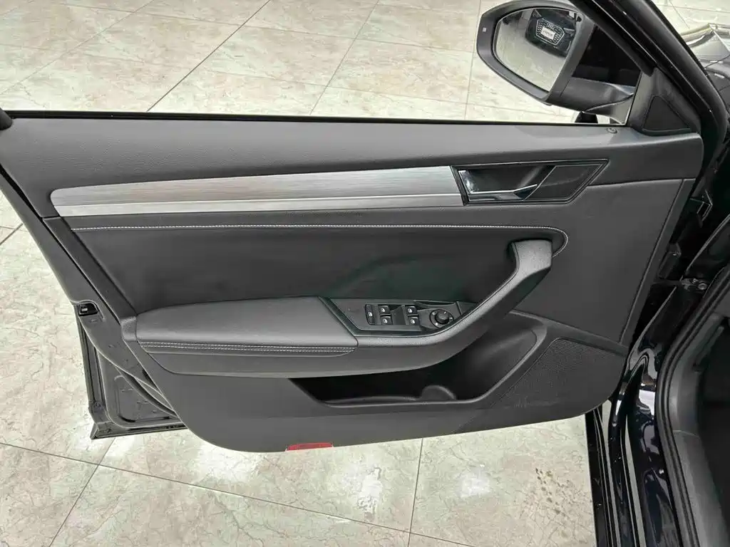 Škoda Superb 2024 2025 Model TSI280 DSG Premium Edition