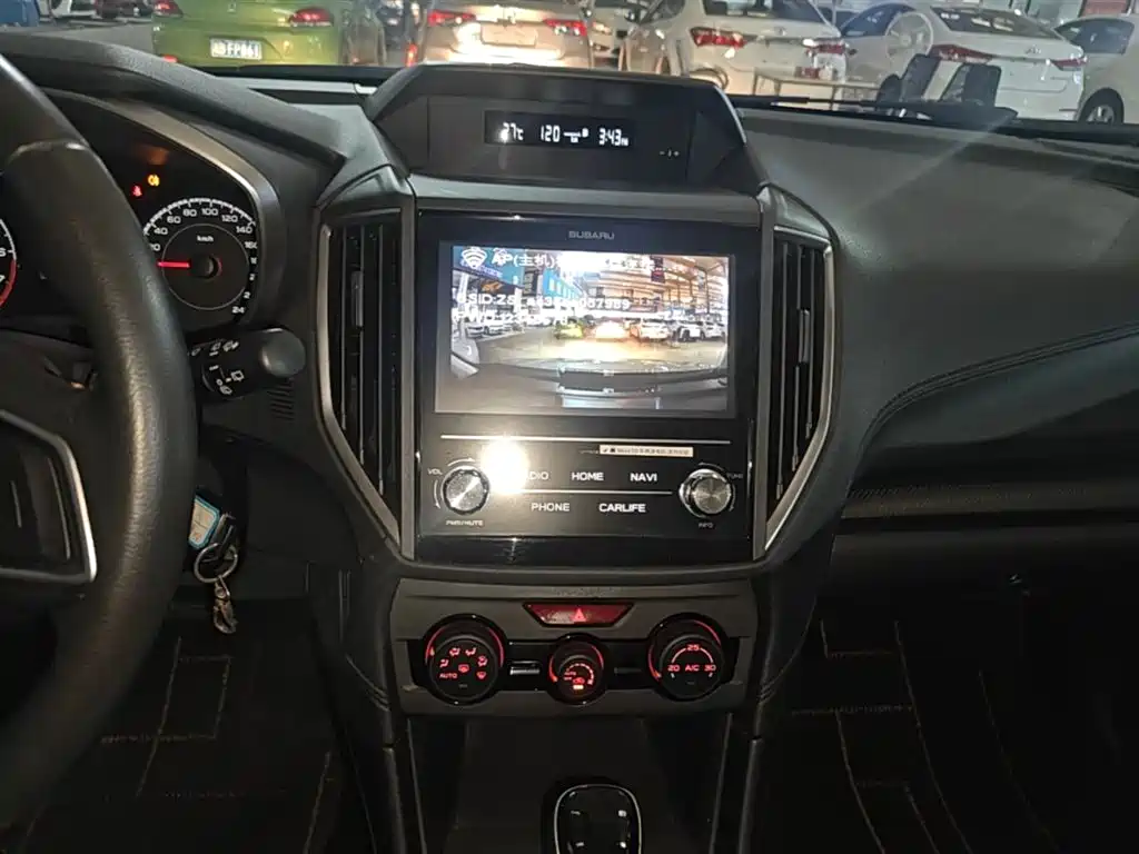 Subaru XV 2018 2.0i AWD Elite Edition фото 13