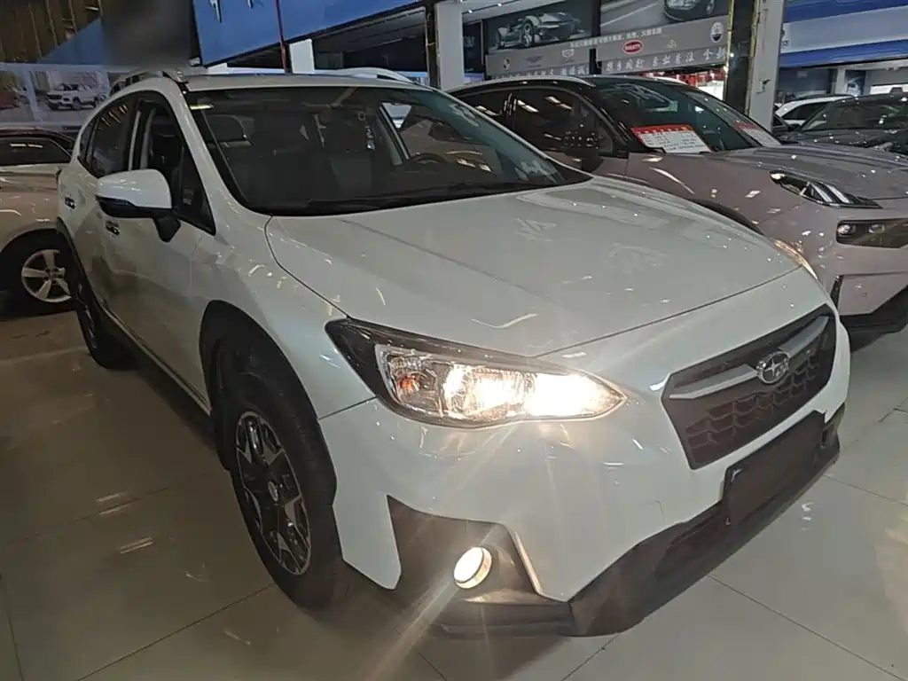Subaru XV 2018 2.0i AWD Elite Edition фото 4