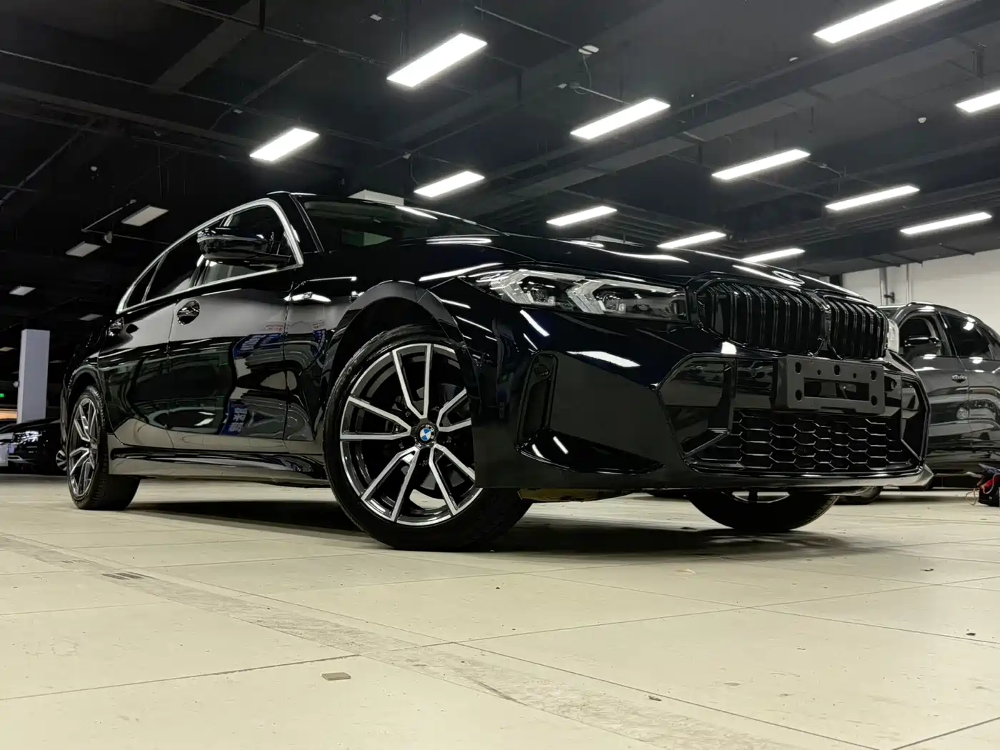 BMW 3 Series 2023 320Li M Sport Package фото 2