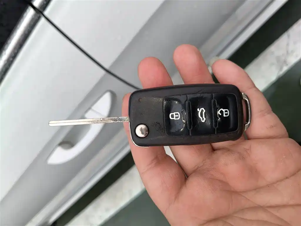 Volkswagen Lavida 2013 Facelift Classic 1.6L Automatic Comfort фото 9