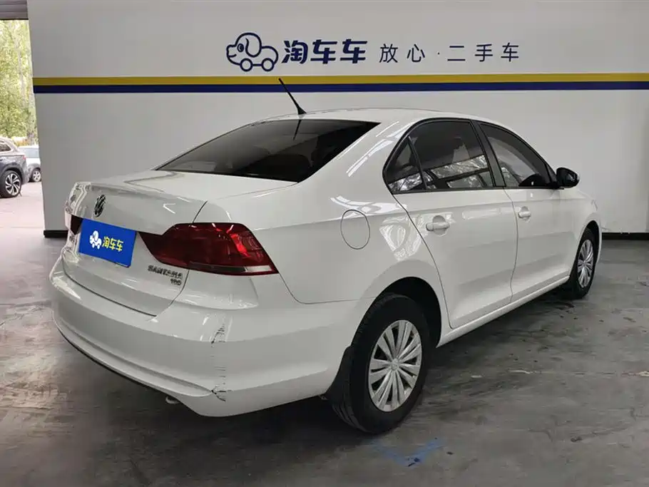 Volkswagen Santana 2016 1.6L Manual Trend Edition фото 3