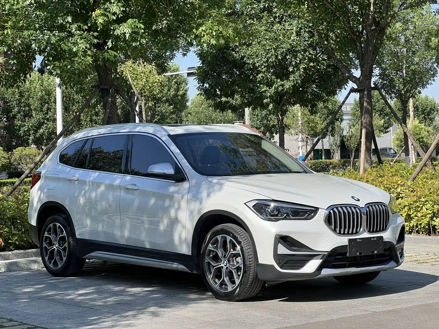 BMW X1 2022 sDrive20Li Premium фото 3