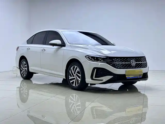 Volkswagen Lavida 2024 Model 1.5L Automatic Starlight 5 Million Edition фото 3