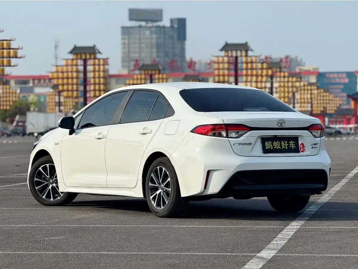 Toyota Levin 2024 Smart Hybrid 1.8L Luxury Edition фото 6