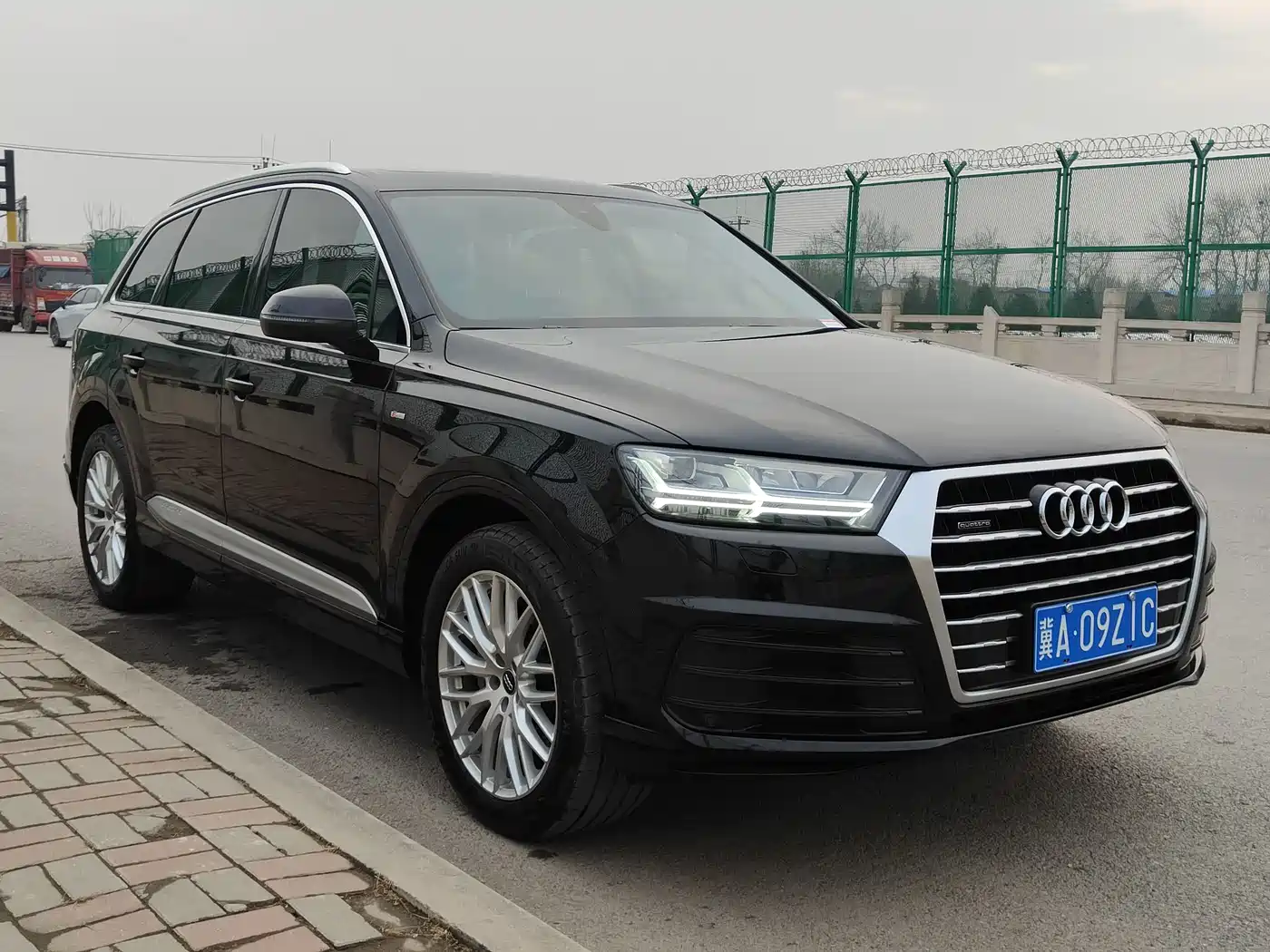 AUDI Q7