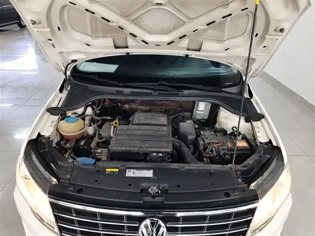 Volkswagen Jetta 2017 1.5L Automatic Comfort фото 20