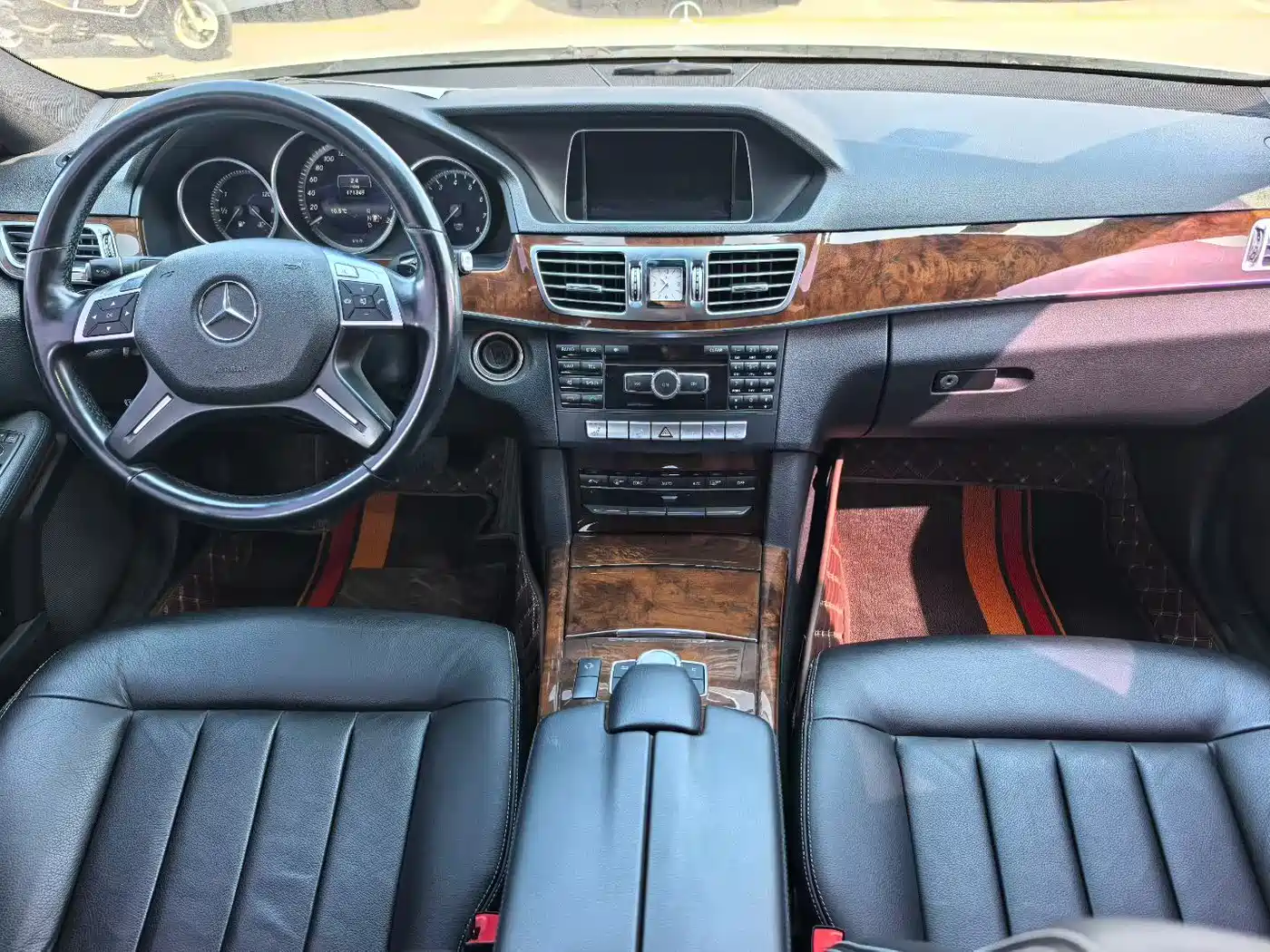 Mercedes-Benz E-Class 2014 E 260 L Luxury Class фото 5