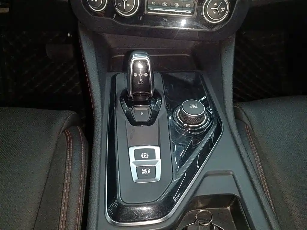 Lynk & Co 03 2020 2.0TD Auto Power Edition фото 14