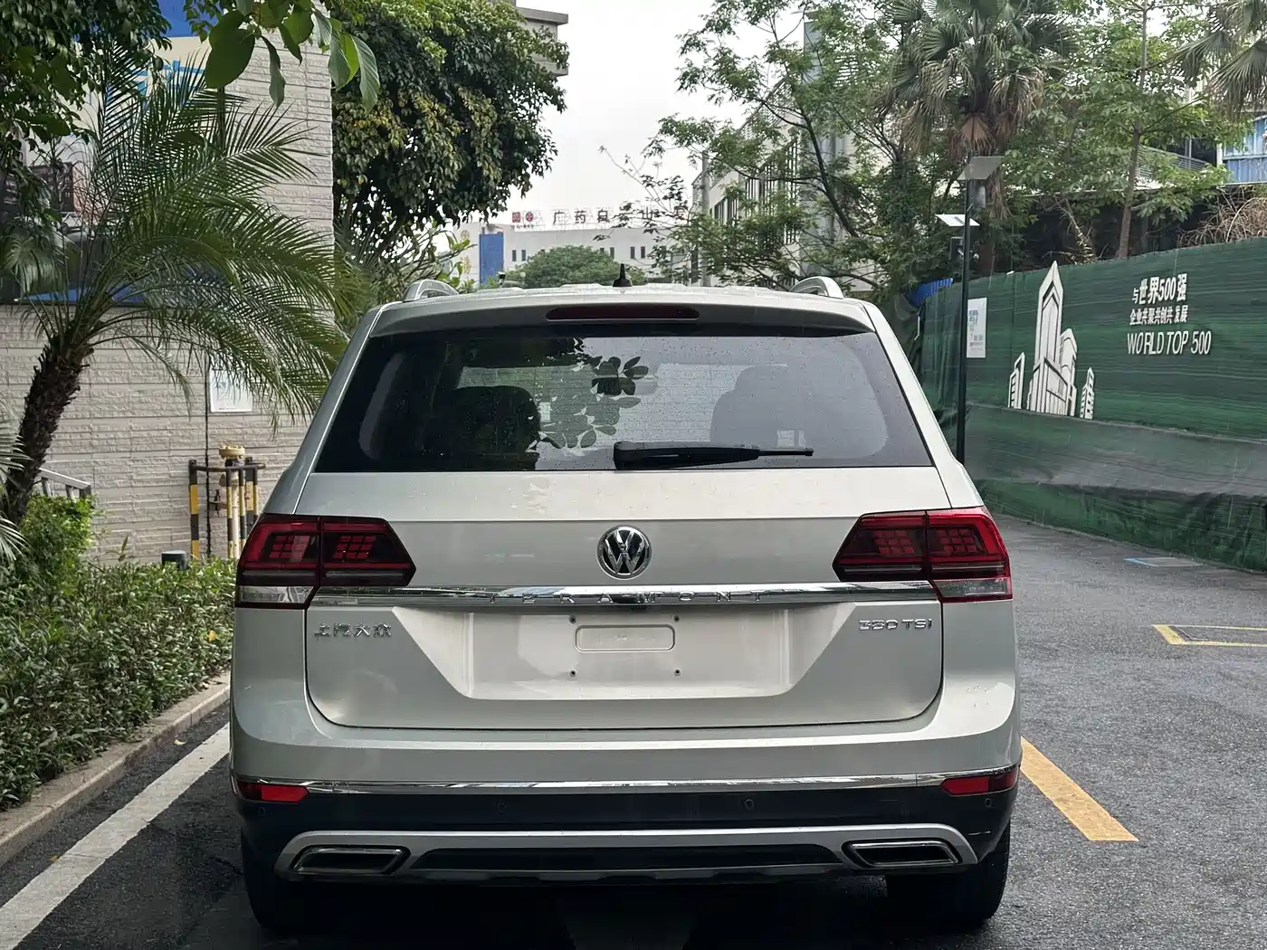Volkswagen Teramont 2019 380TSI 4WD Luxury Edition China VI фото 6