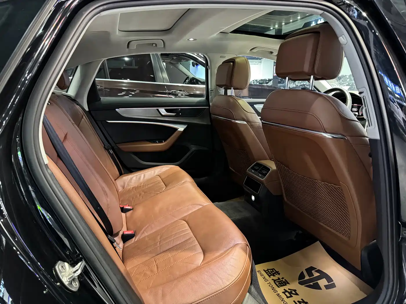 Audi A6L 2022 45 TFSI Premium Elegance фото 14