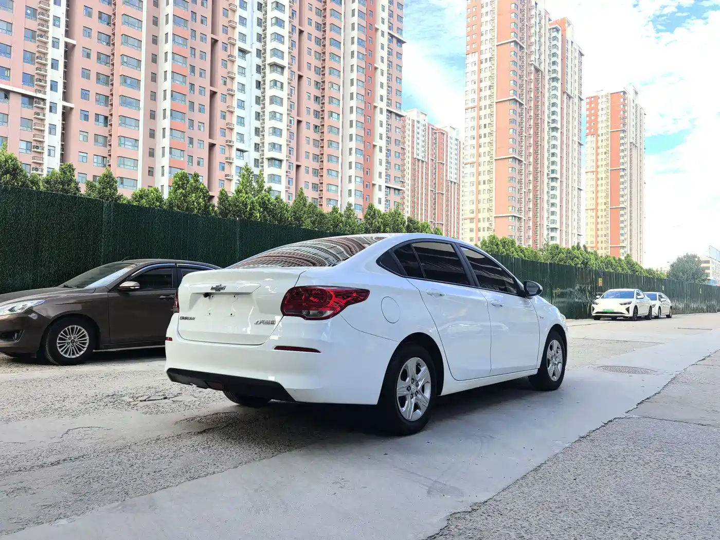 Chevrolet Cavalier 2016 1.5L Manual Enjoyment Edition фото 6