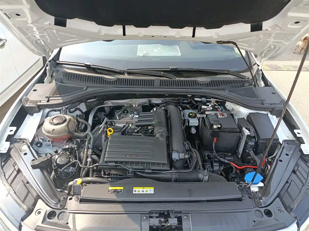 Volkswagen Sagitar 2021 280TSI DSG Surpassing Edition фото 20
