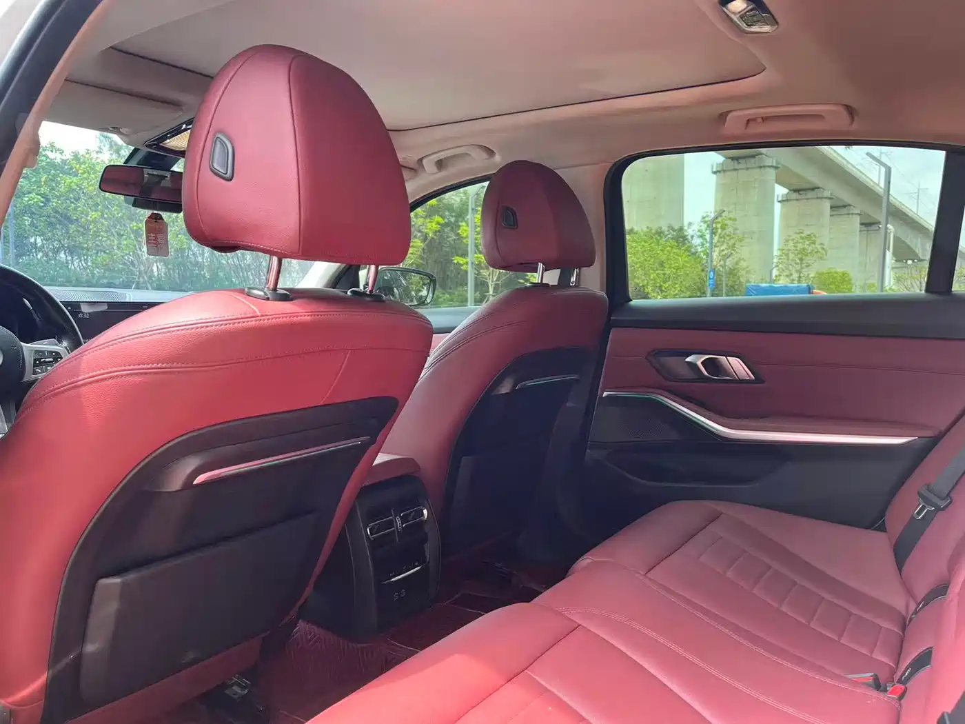 BMW 3 Series 2021 320Li M Sport Package фото 6