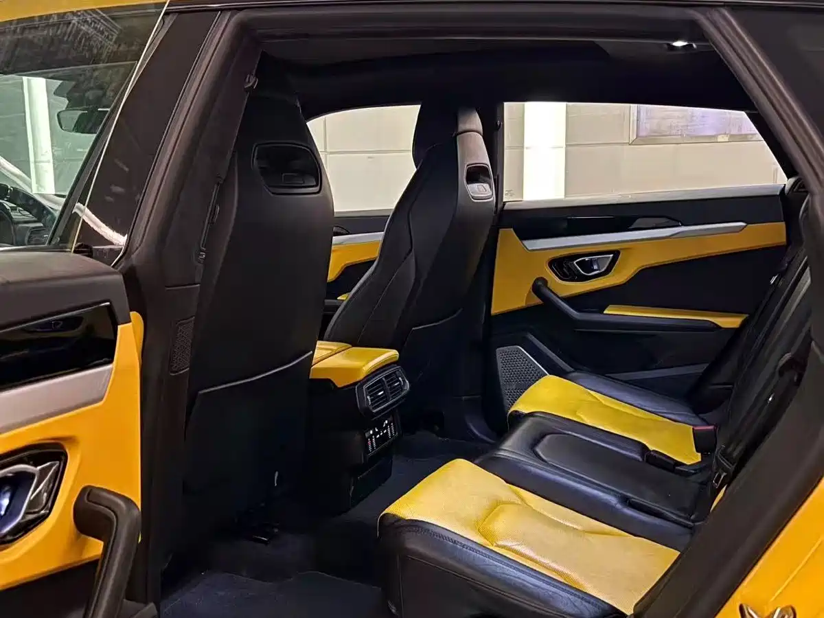 Lamborghini Urus 2018 4.0T V8 фото 4