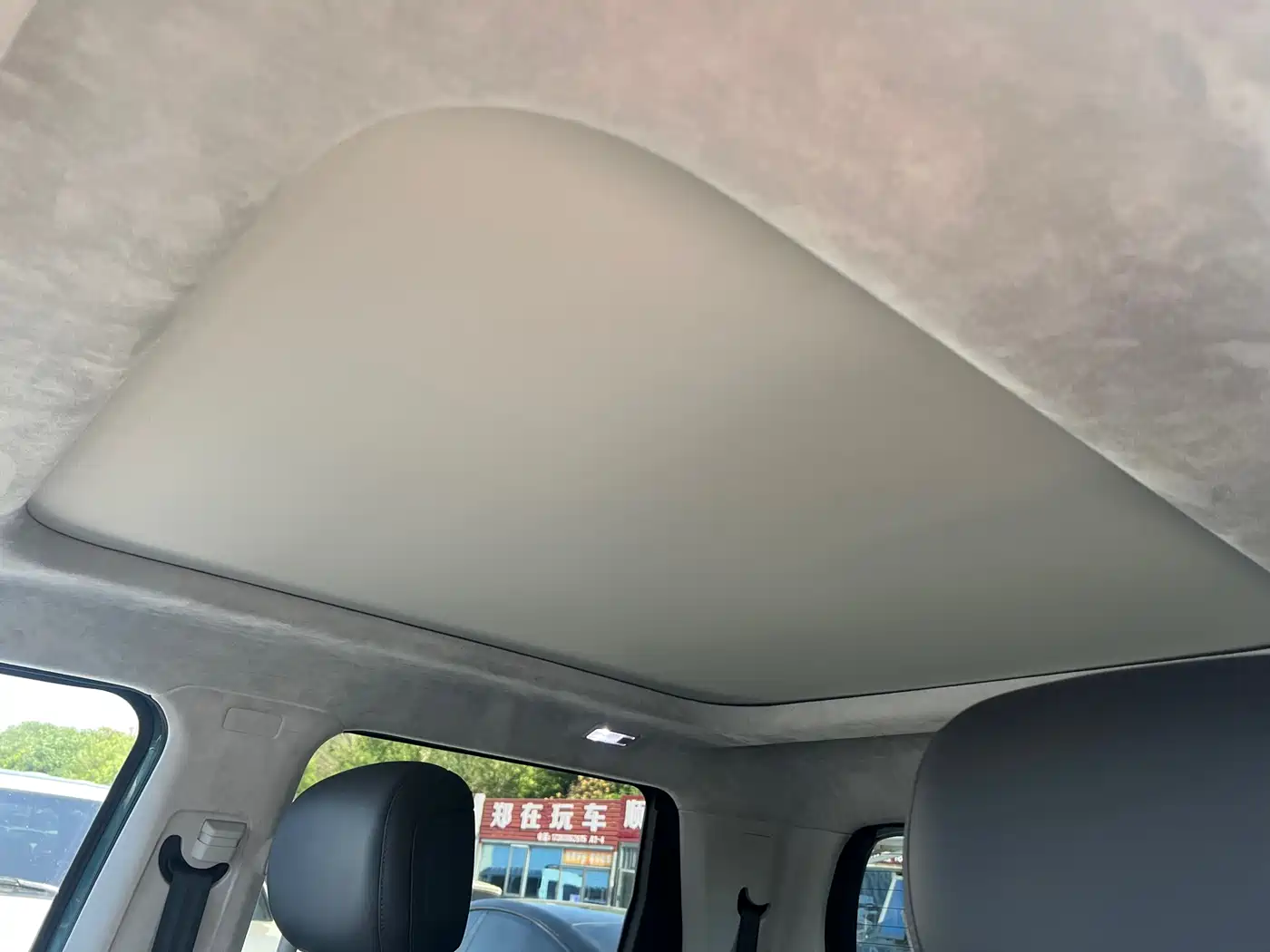 SAIC Maxus Interstellar X 2025 2.5T Flagship Edition фото 8