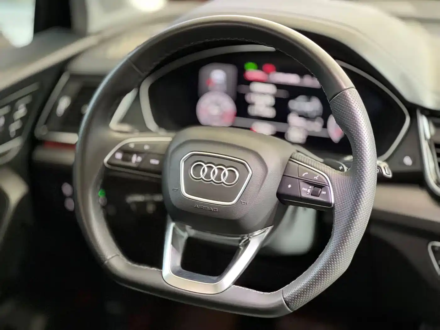 Audi Q5L 2022 Facelift 45T Luxury Dynamic фото 25