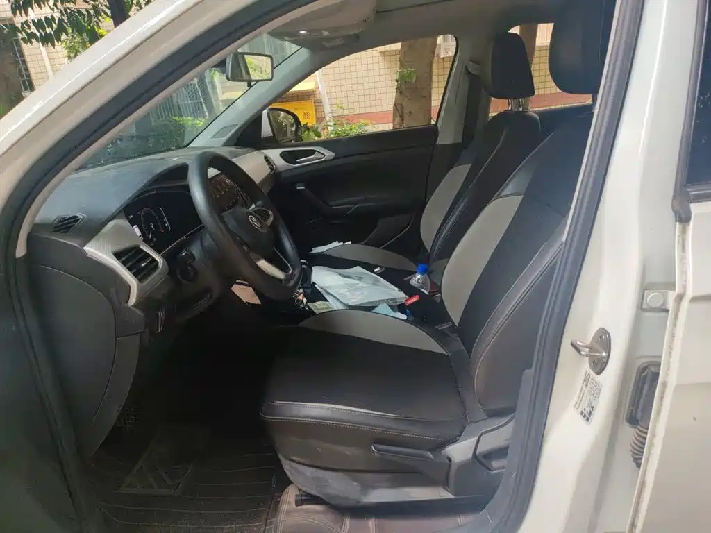 Volkswagen Tanying 2021 1.5L Automatic Smart Connect Edition фото 12
