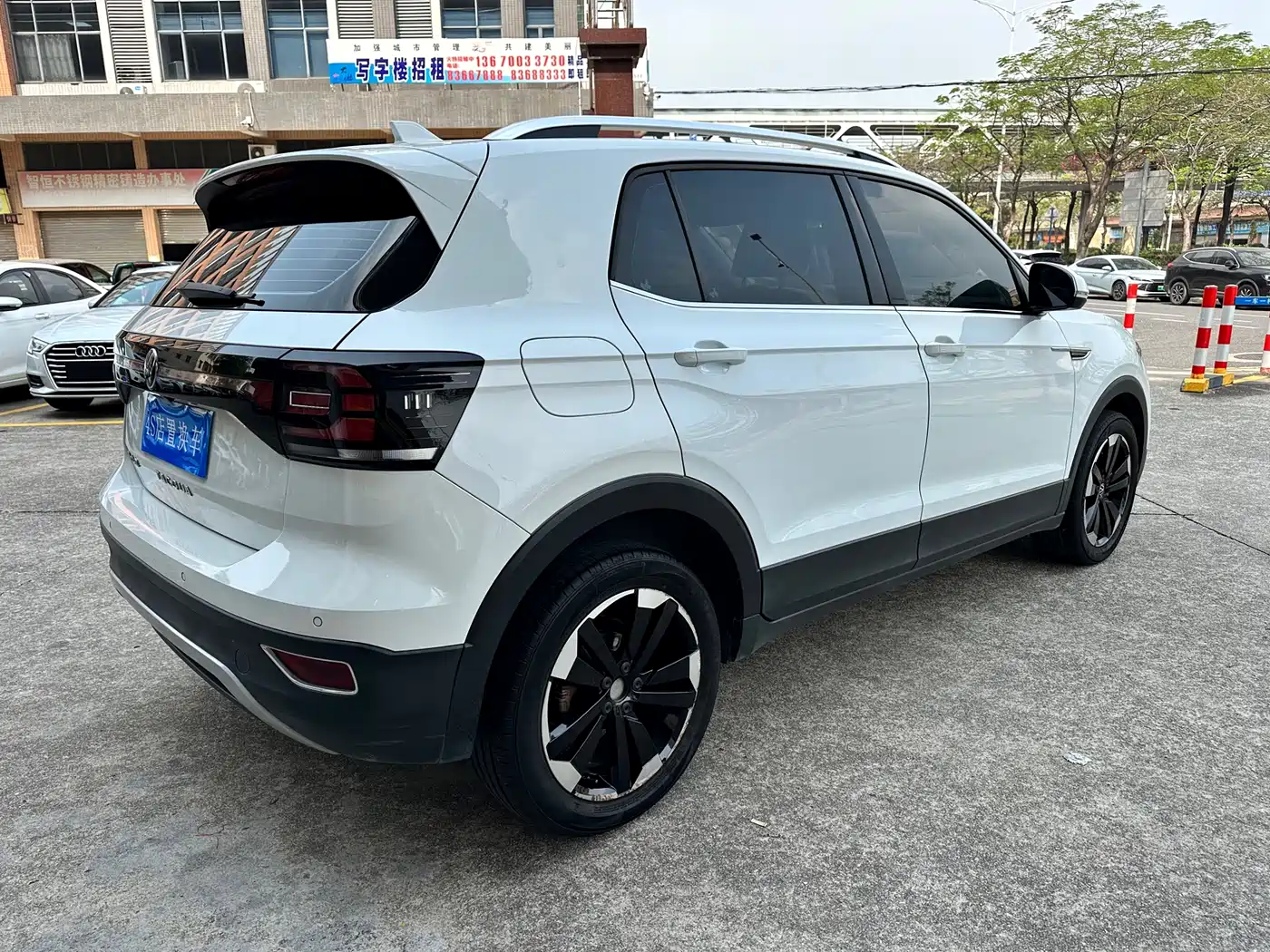 Volkswagen Tanying 2021 1.5L Automatic Smart Connect Edition фото 6