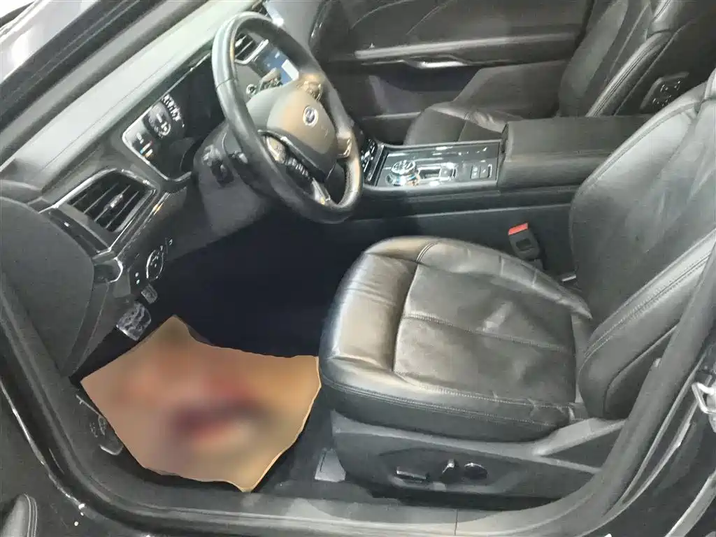 FORD TAURUS