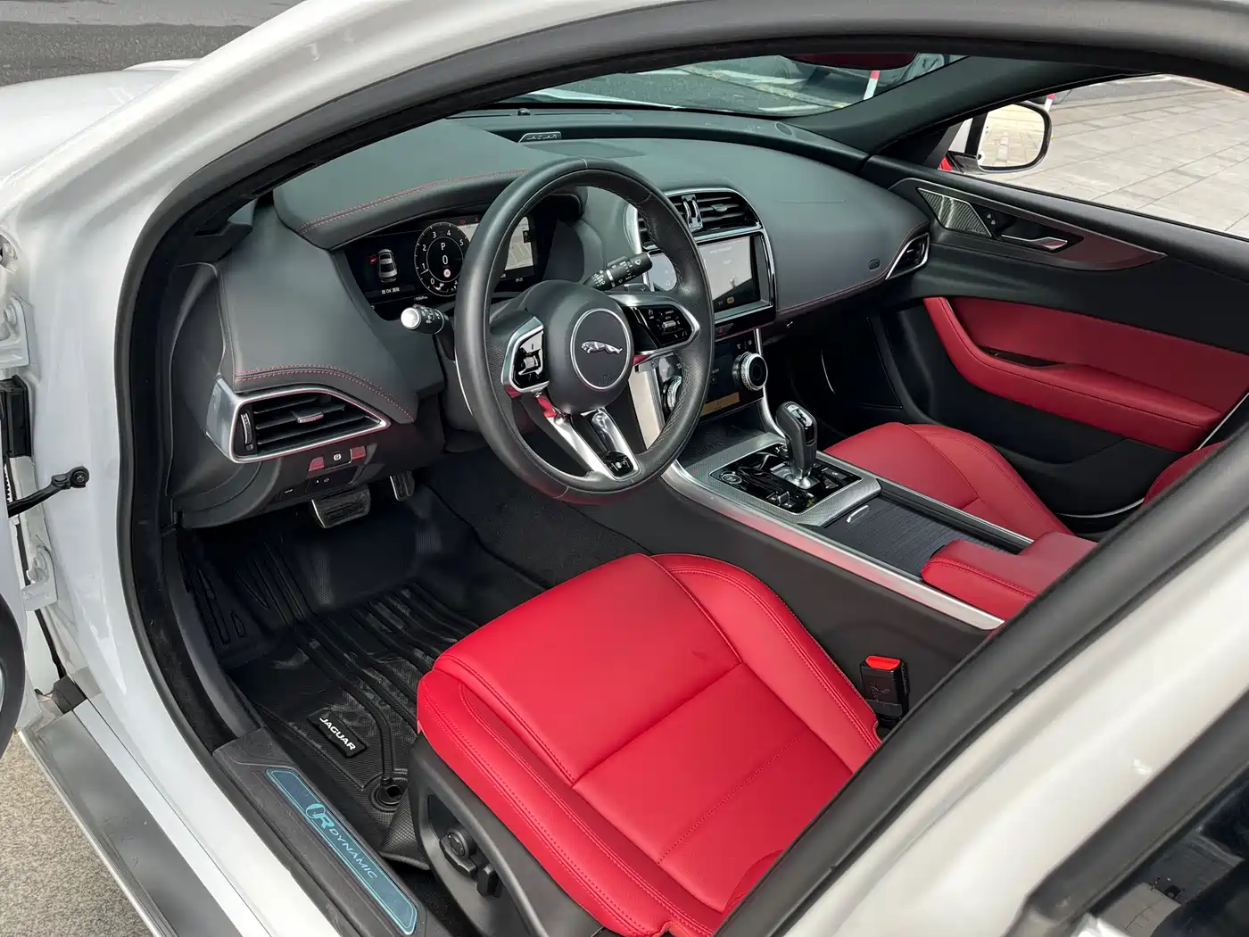 JAGUAR XEL