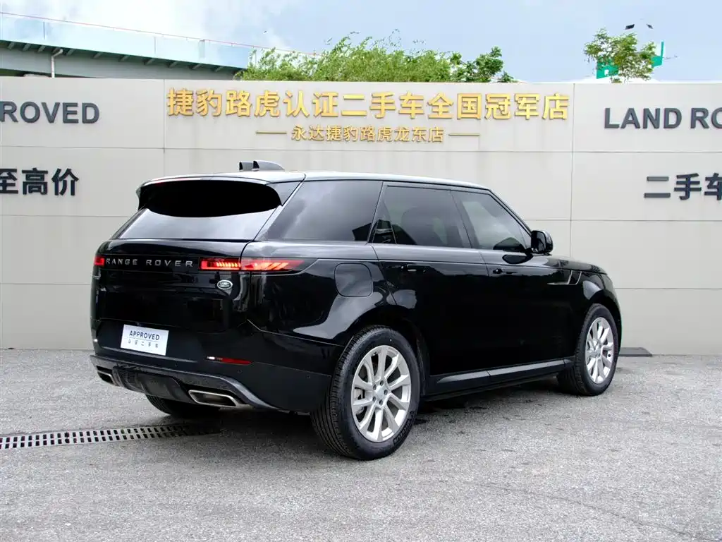 Land Rover Range Rover Sport 2026 2025 360PS S