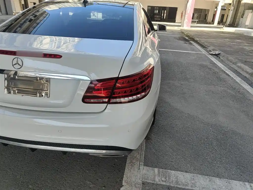 Mercedes-Benz E-Class (Import) 2014 E 200 Coupe фото 8