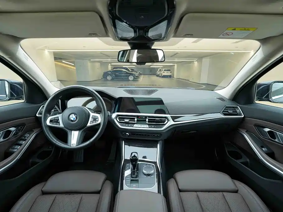 BMW 3 Series 2022 Facelift 325Li xDrive M Sport Package фото 19