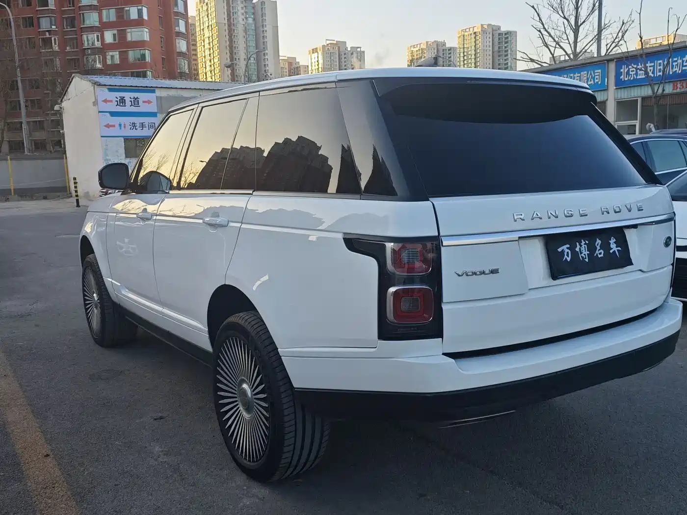 LAND ROVER RANGE ROVER