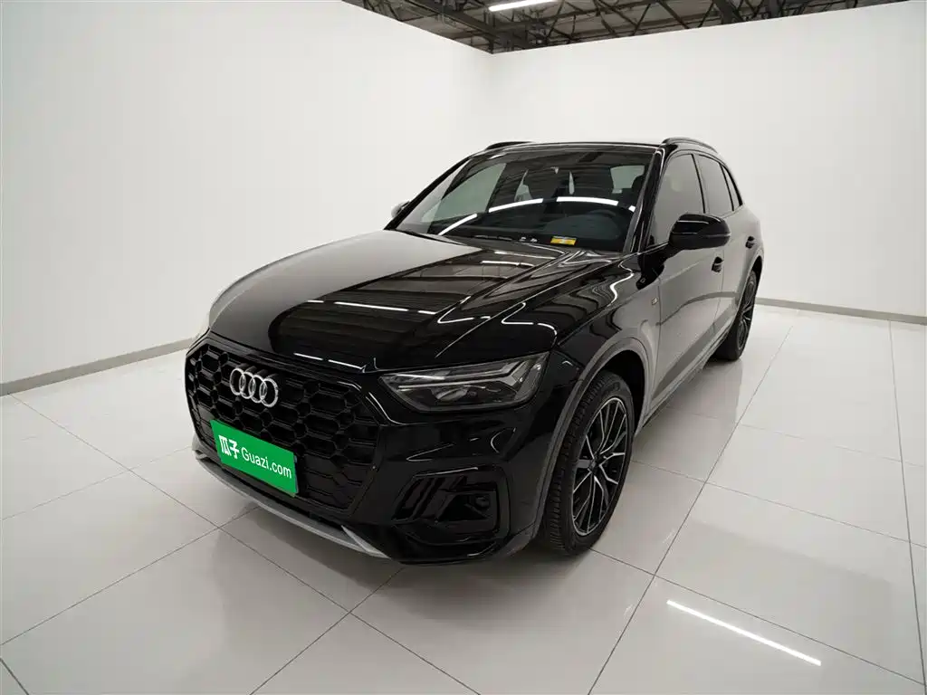 Audi Q5L 2024 Model 40 TFSI Fashion Dynamic фото 2