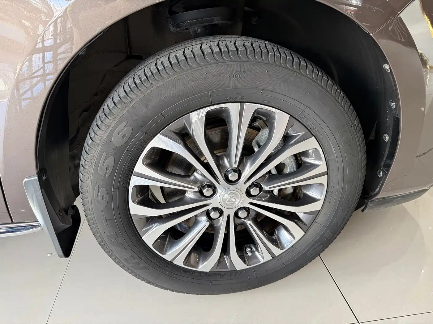 Buick GL8 2023 Land Business Class 652T Luxury фото 30