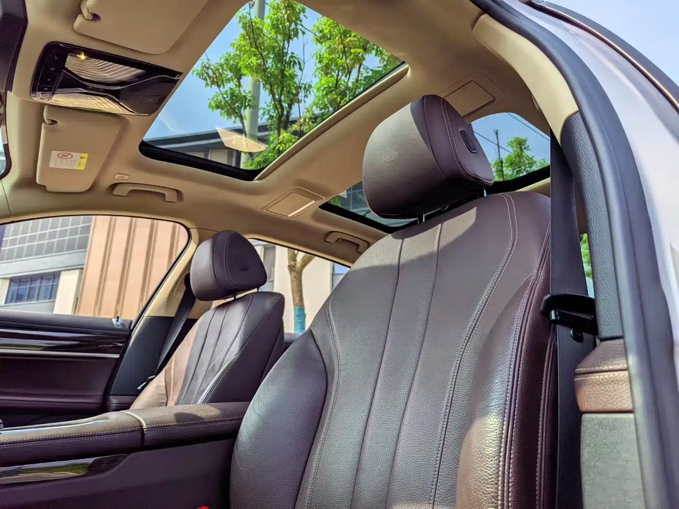 BMW 7 Series 2018 730Li Leading Type Excellence Package фото 5